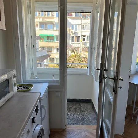 Апартаменты Something In French