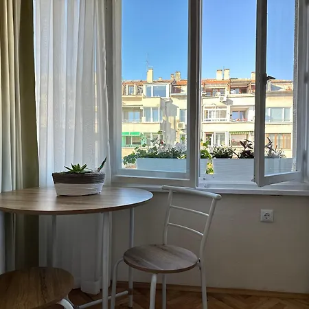 شقة Something In French بورغاس